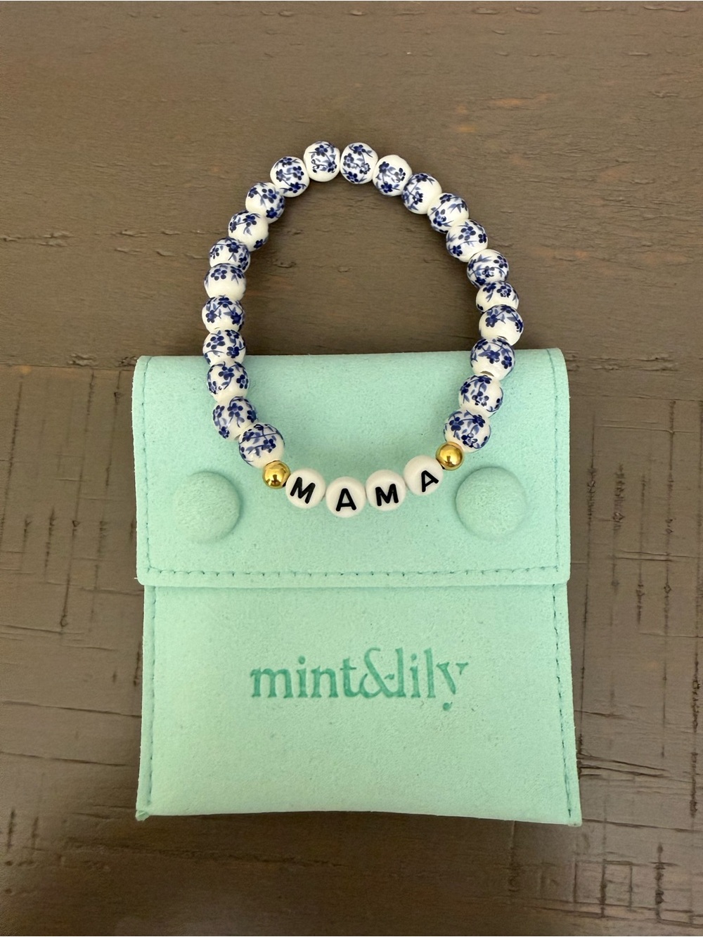 mint&lily Blue Floral 'MAMA' Beaded Bracelet